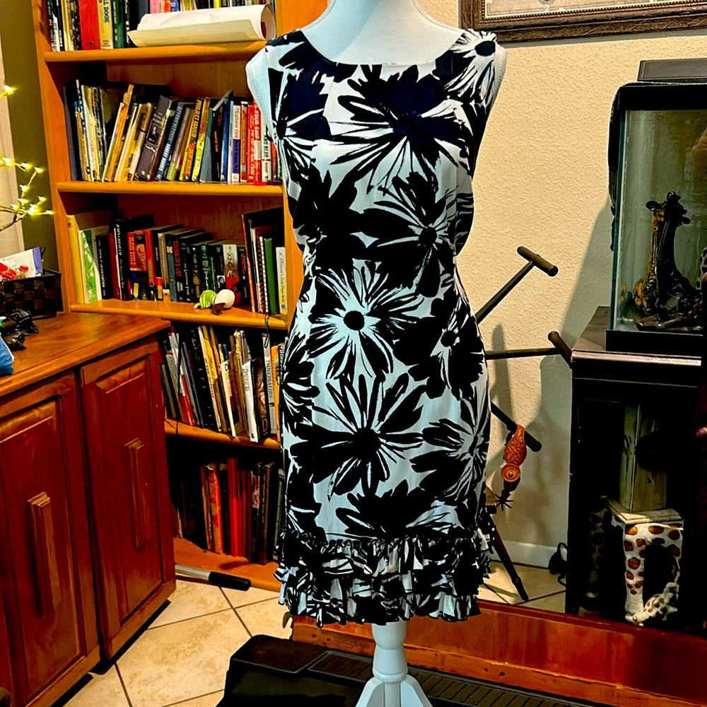 Tiana B. Black and White Womens 
Floral  Dress
